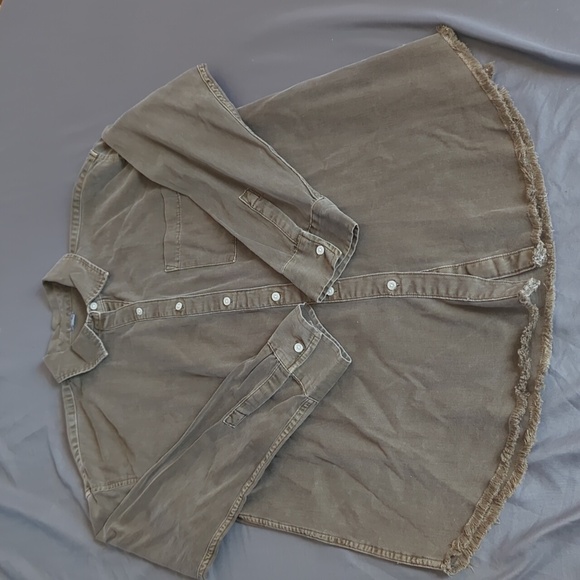 Other - Aerie Mens Medium Button Down Short Green